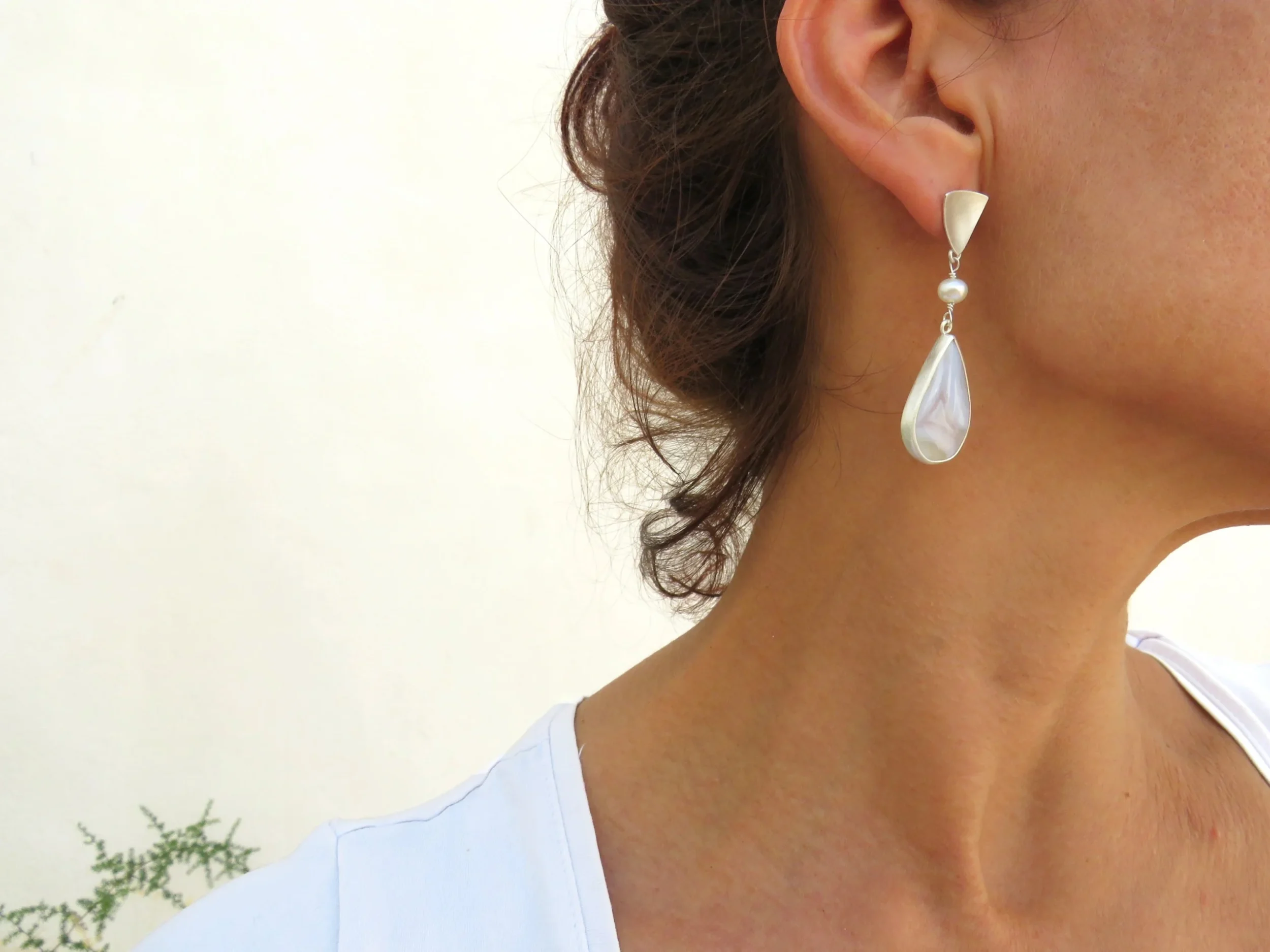 White Agate Silver Earrings with Pearls