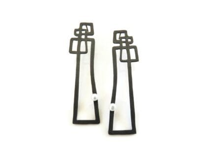 Pearl Modernist Post Earrings