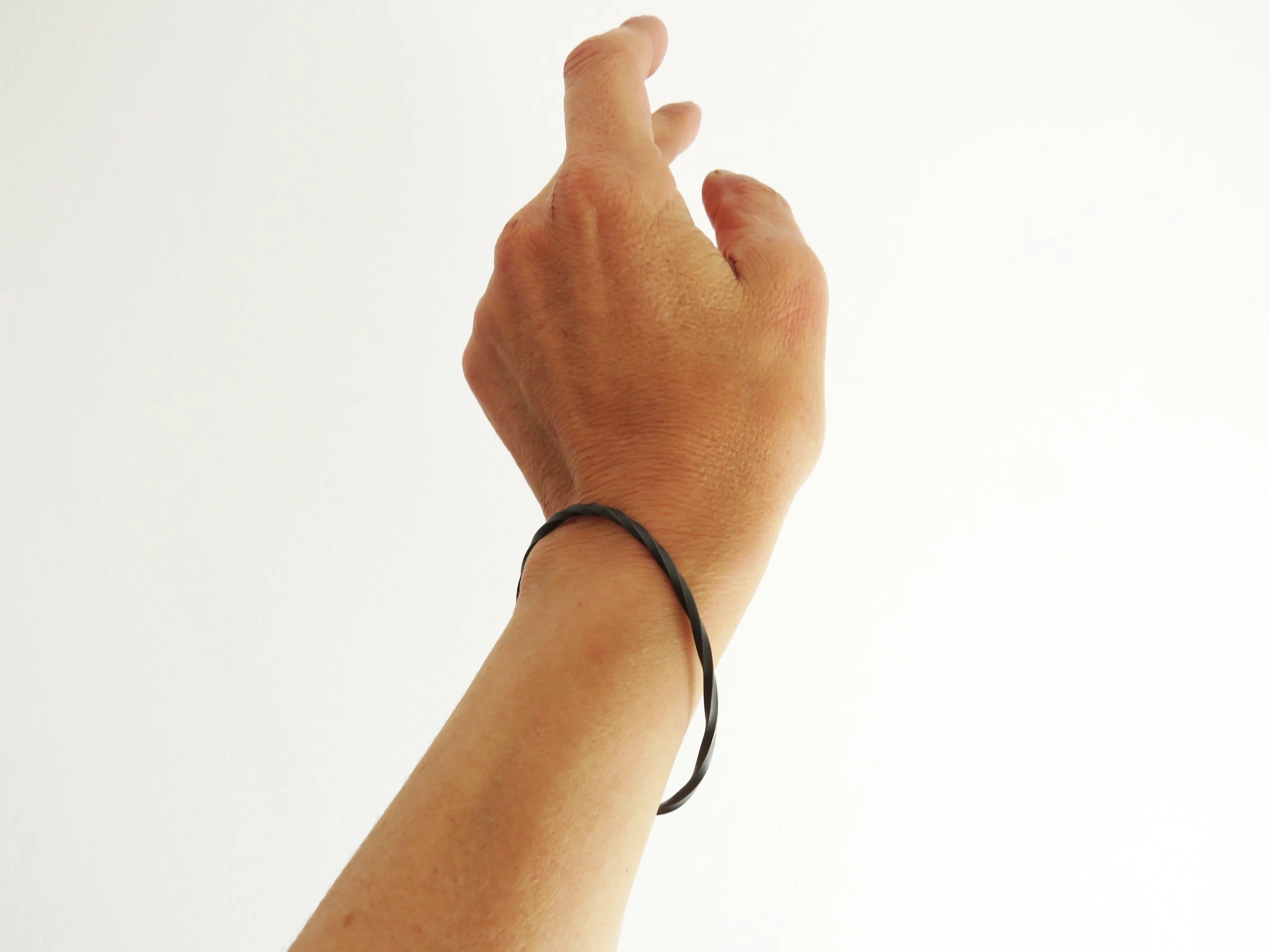 Minimalist Oxidized Silver Bangle