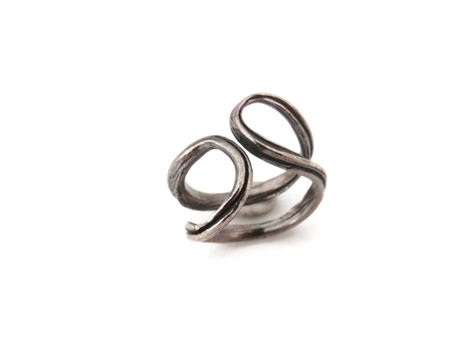 Adjustable Oxidized Silver Organic Ring