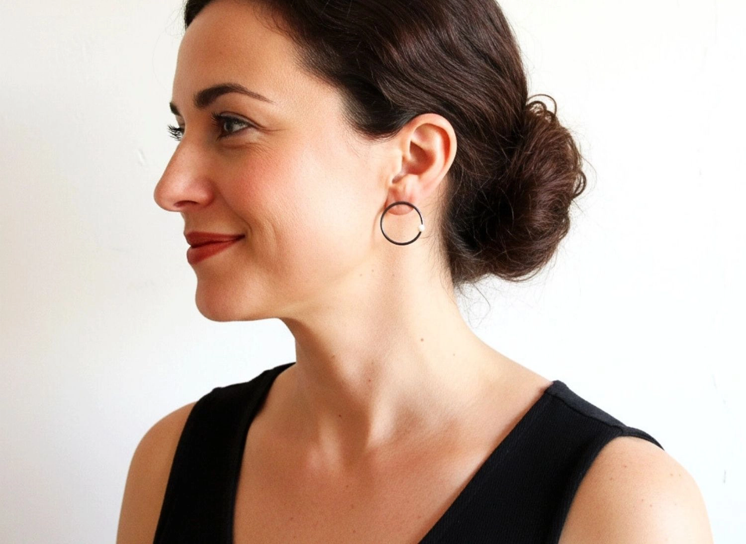 Oxidized Silver Circle Earrings with Freshwater Pearl