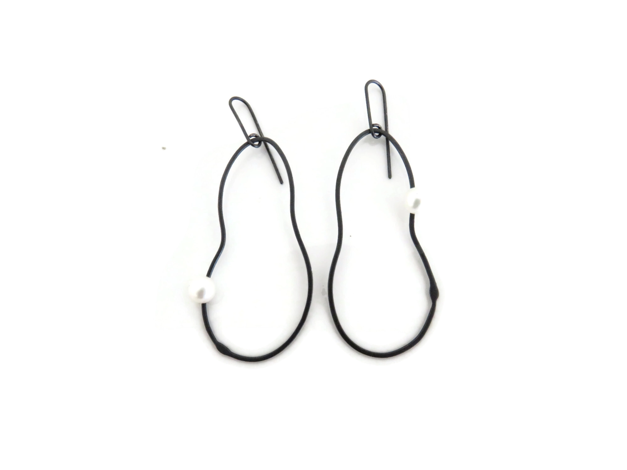 Oxidized Silver Pearl Earrings